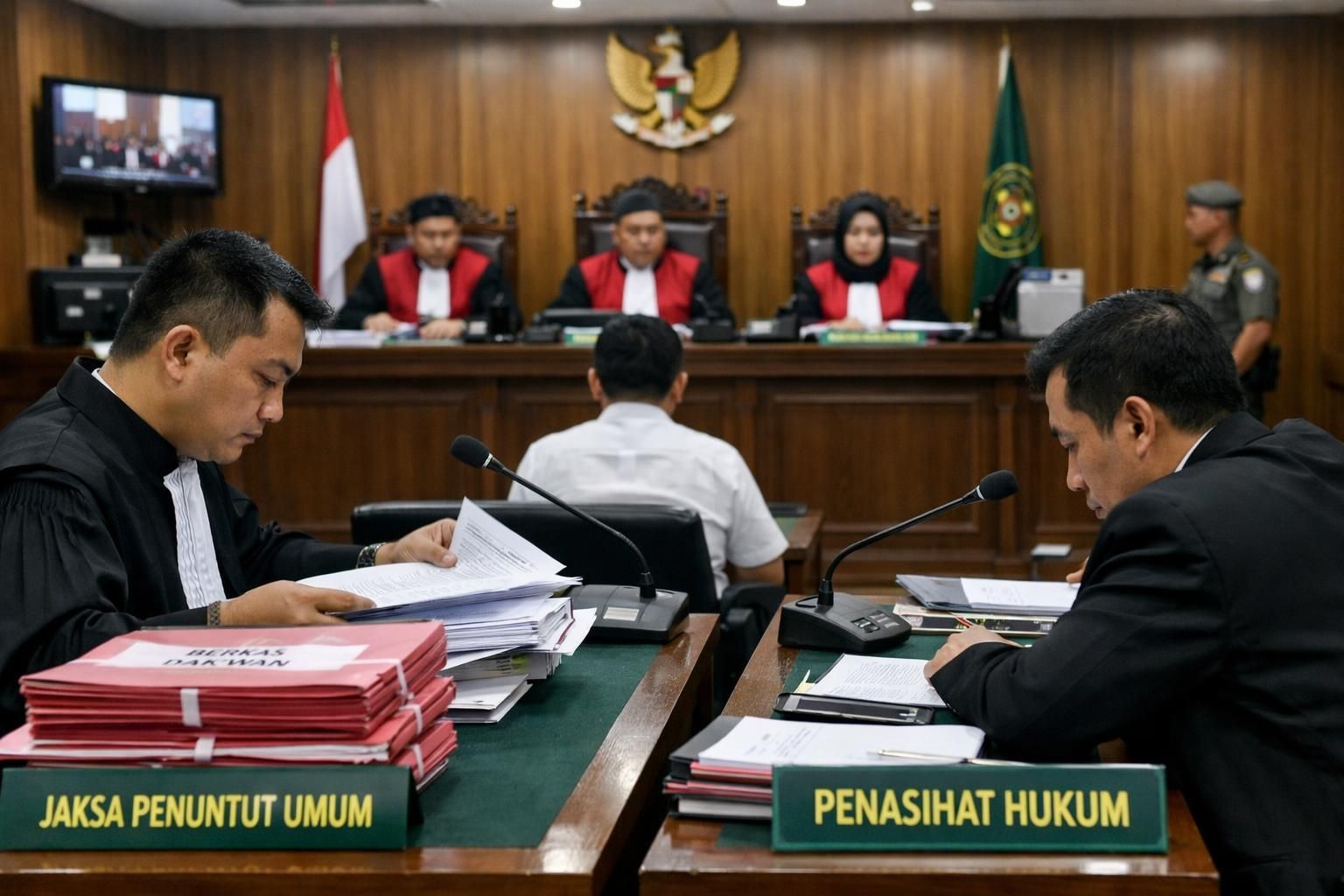 temukan fakta penting dalam dakwaan dr. tifa mengenai tuduhan fitnah ijazah jokowi di detiknews. informasi terbaru dan terpercaya seputar isu ini.